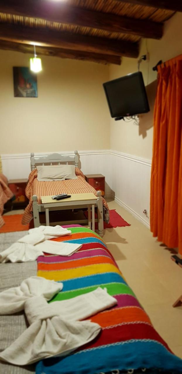 Hostal Asqui Pacha Tilcara Extérieur photo
